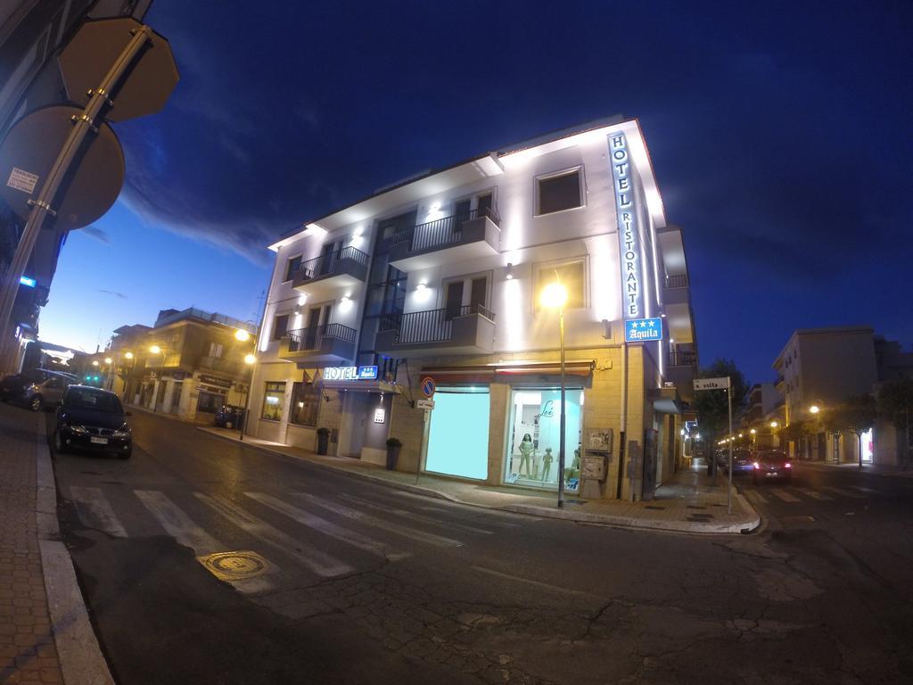 Aquila 3*